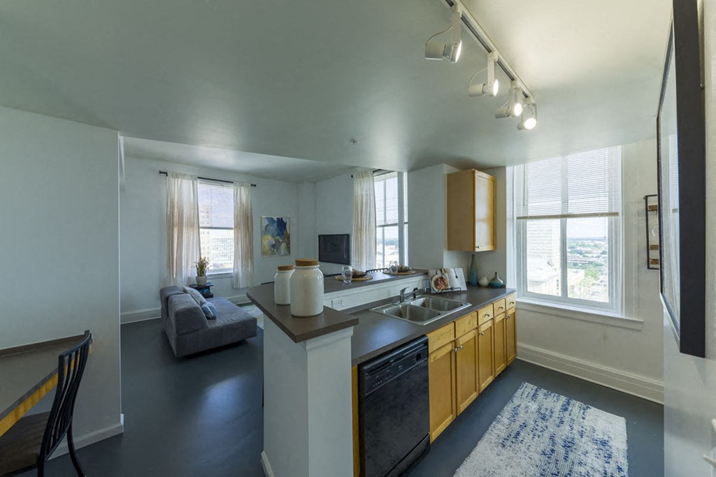 11 East Apartments | Downtown Jacksonville, FL