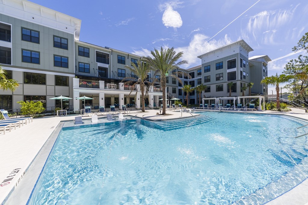 Longleaf at St. Johns Apartments | St. Johns, FL | Resort Style Pool and Spa