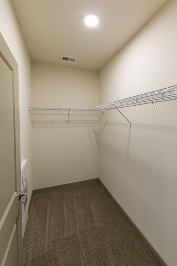 Lofts at San Marco East | Jacksonville, FL | Walk-In Closets