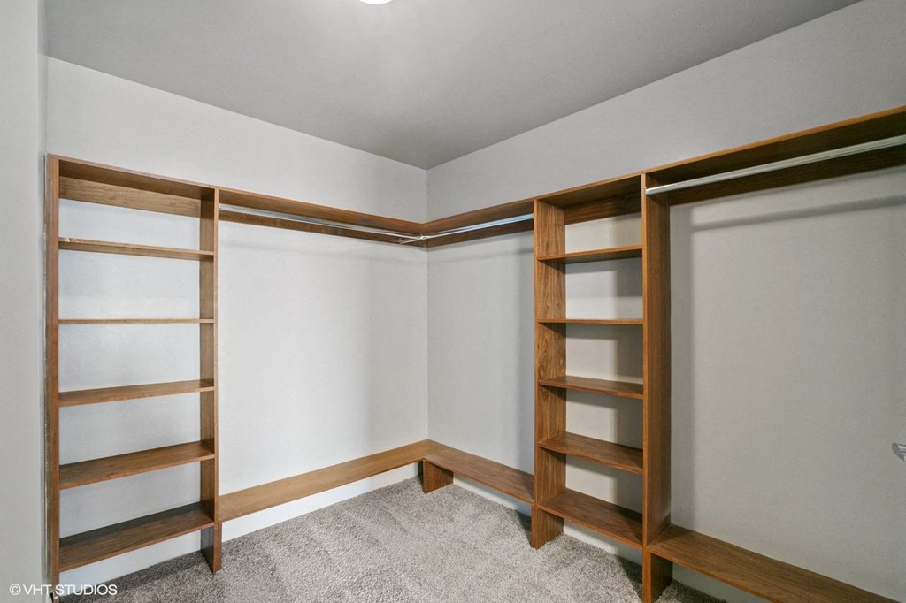 Allure Hermann Park oversized walk-in closet with ample storage space in Houston, TX