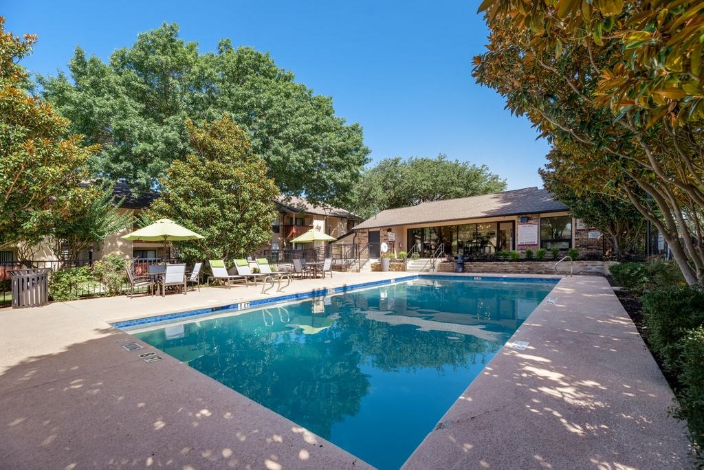 The Park at Wintergreen Apartments | DeSoto, TX  | Swimming Pool with Sundeck