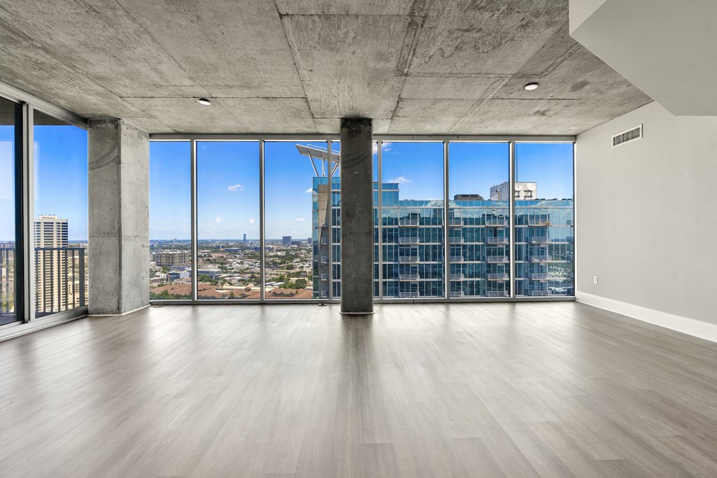 Allure Hermann Park | Penthouse Apartment with City Views