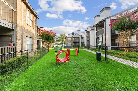 Hilton Head Apartments Dog Park