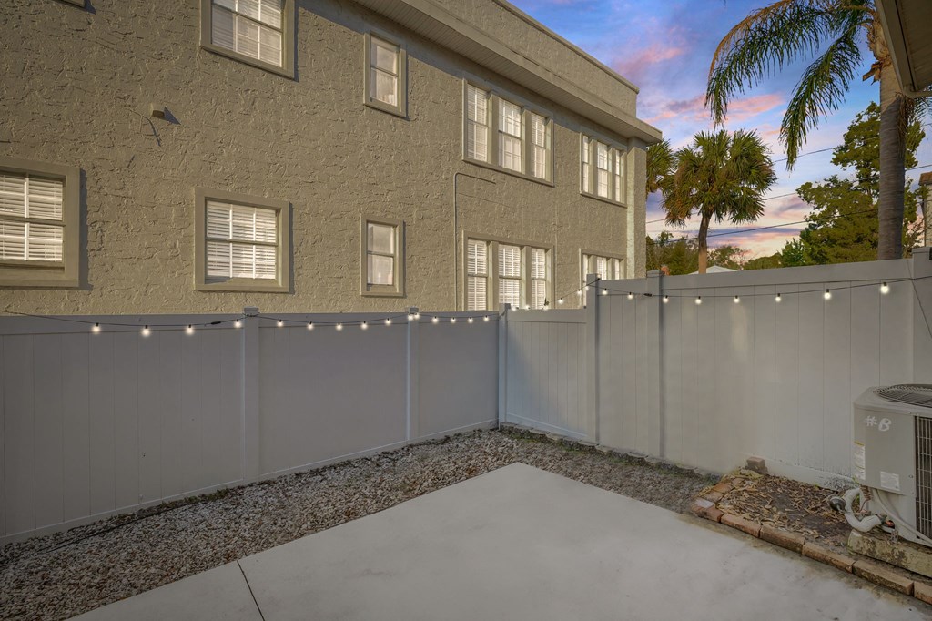 Albany Apartments | Tampa, FL | Private Patio