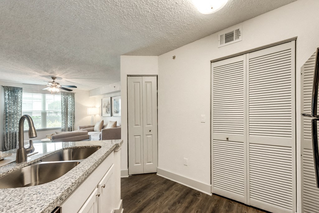 Bahia Cove Apartments Model Kitchen