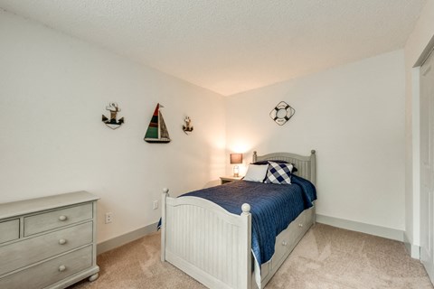 Bahia Cove Apartments Model Bedroom