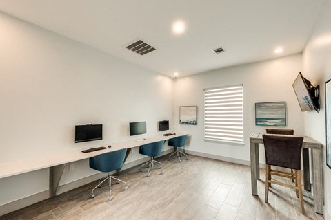 Bahia Cove Apartments Computer Lab