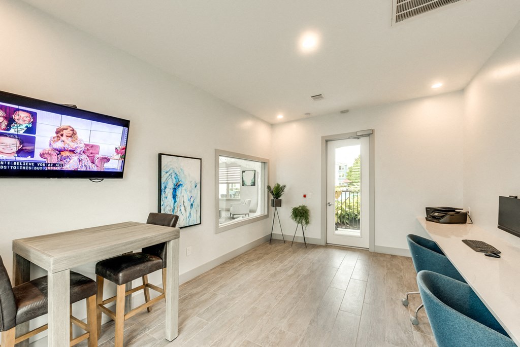 Bahia Cove Apartments Computer Lab