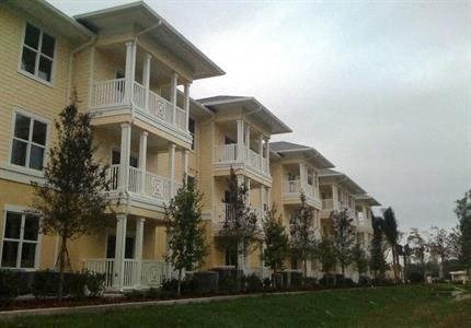 Banyan Senior Apartments Exterior