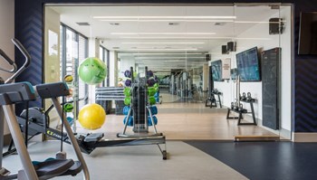 Fitness Center Fitness Center - Photo Gallery 5