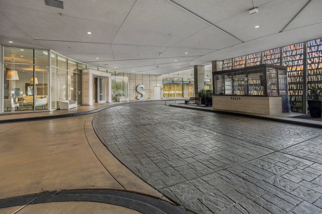 Allure Hermann Park | Concierge, Valet Services & Complimentary Shuttle Service to Medical Center