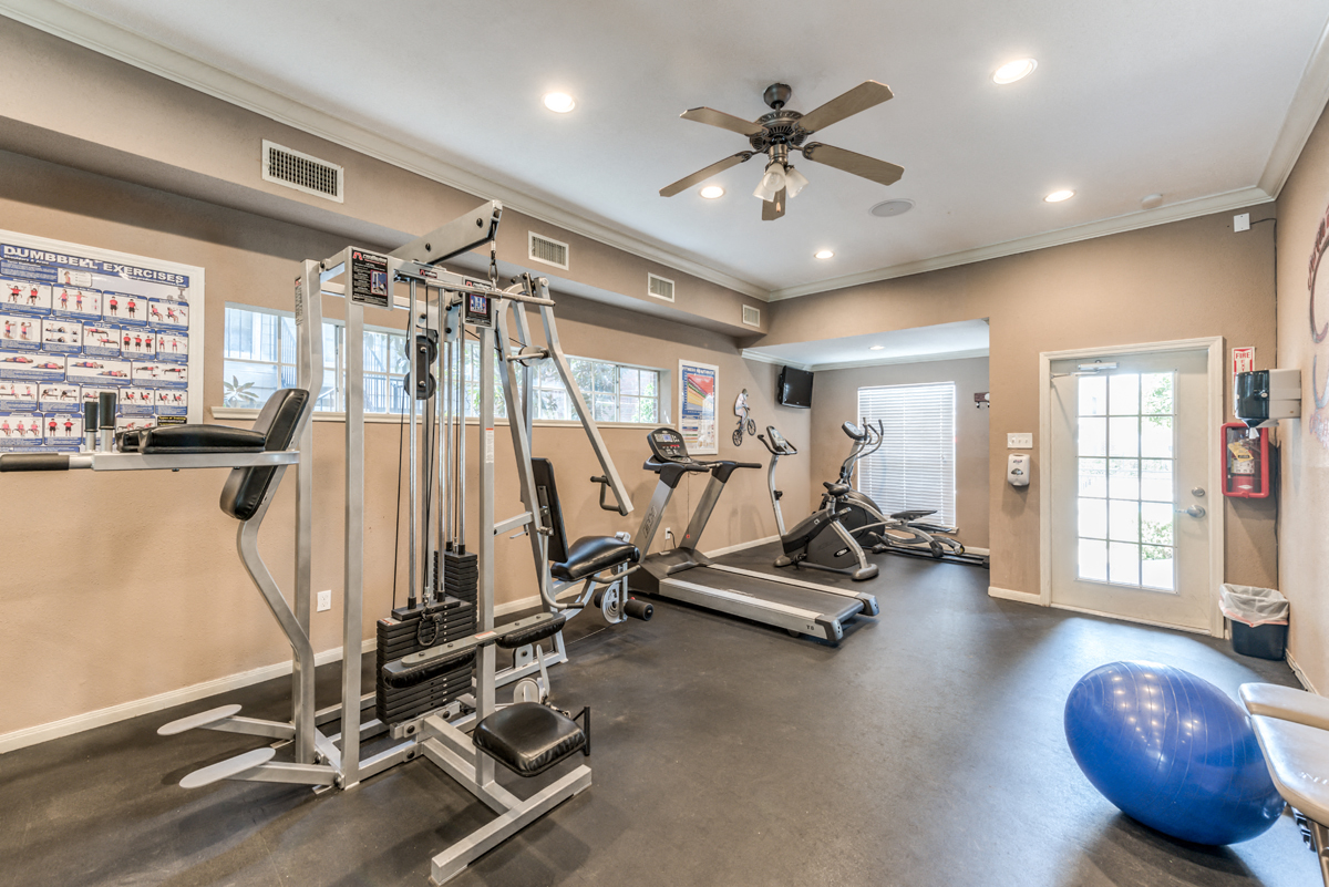 Parque at Bellaire Fitness Center