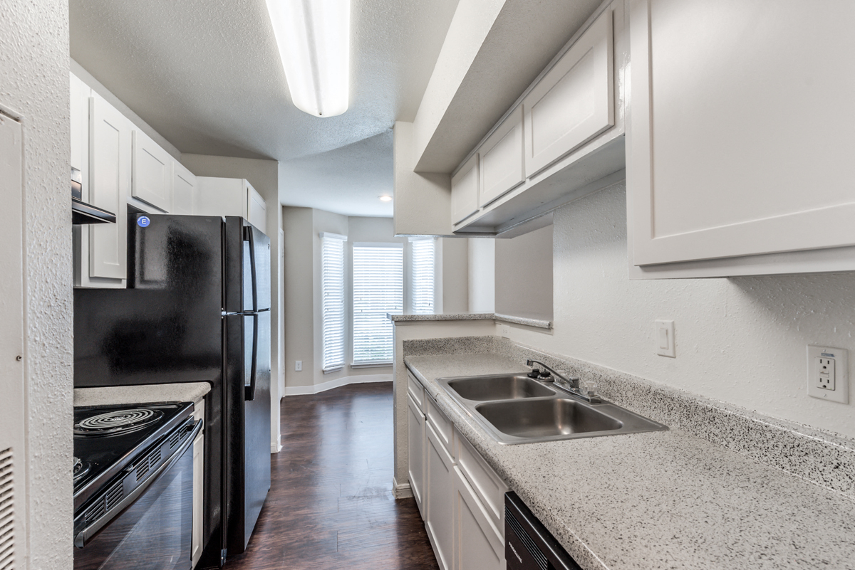 Parque at Bellaire Kitchen