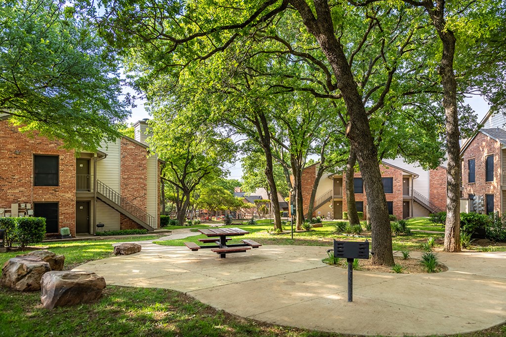 Horizons at Sunridge Picnic Area