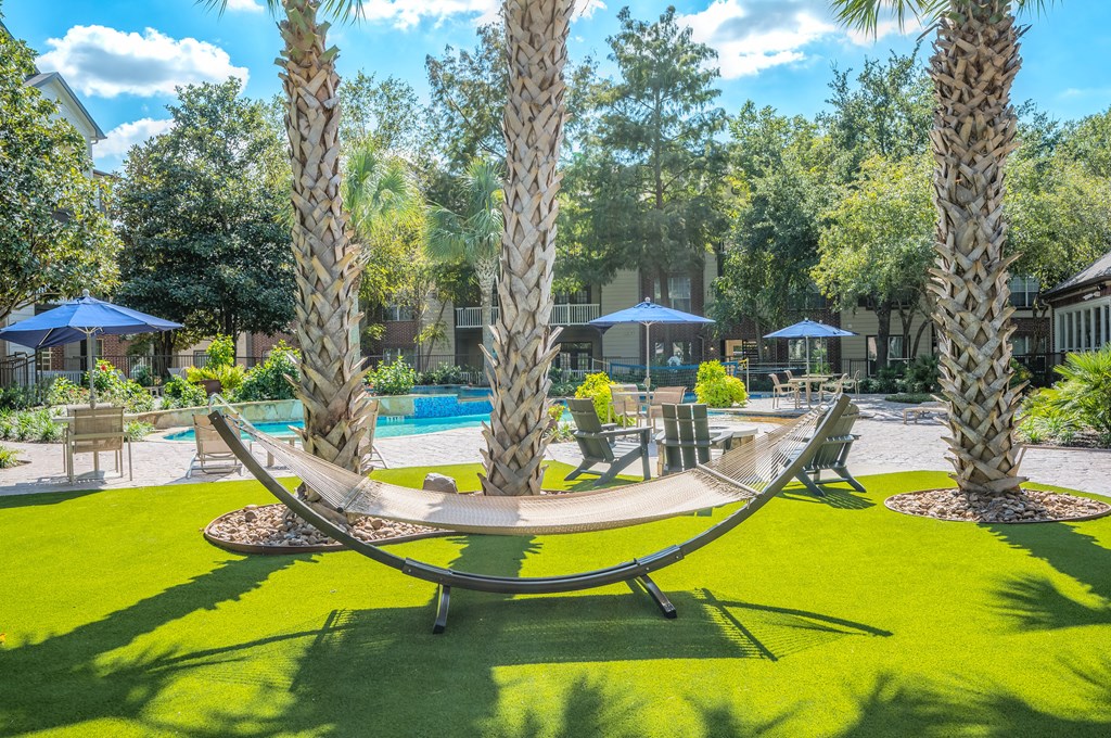 Harbor Cove Apartments Courtyard with Hammock