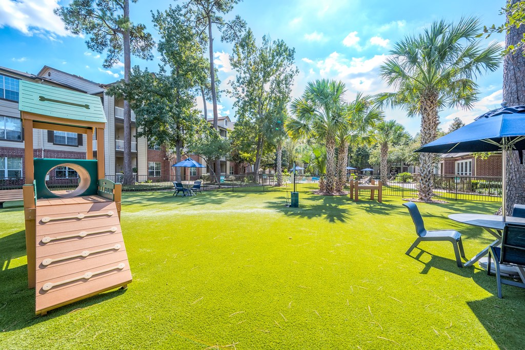 Harbor Cove Apartments Dog Park