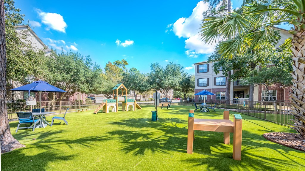 Harbor Cove Apartments Dog Park