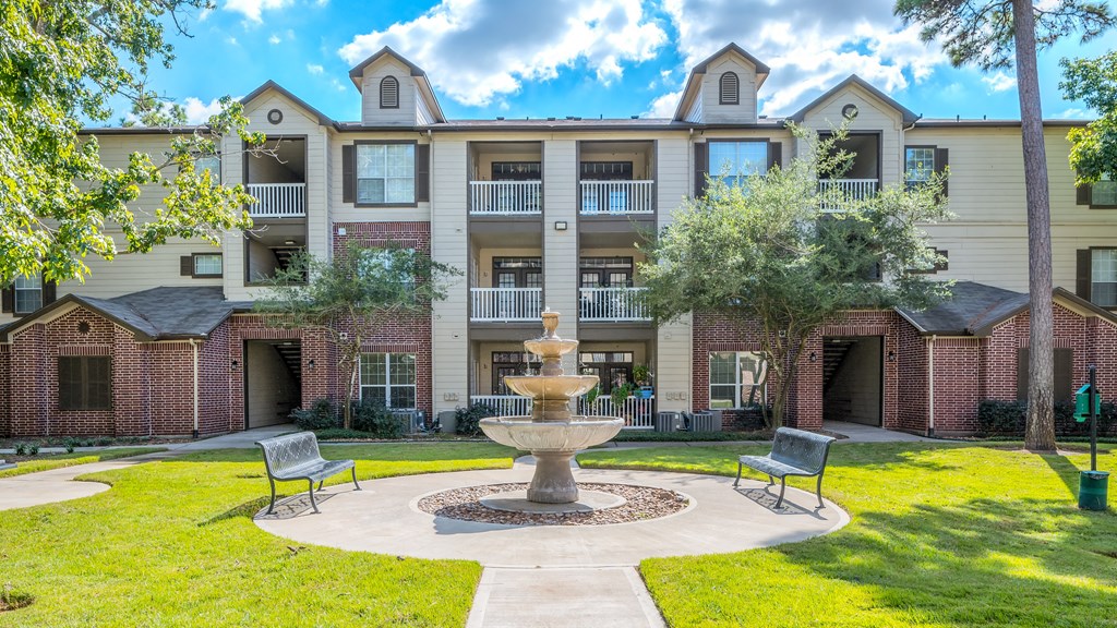 Harbor Cove Apartments Exterior