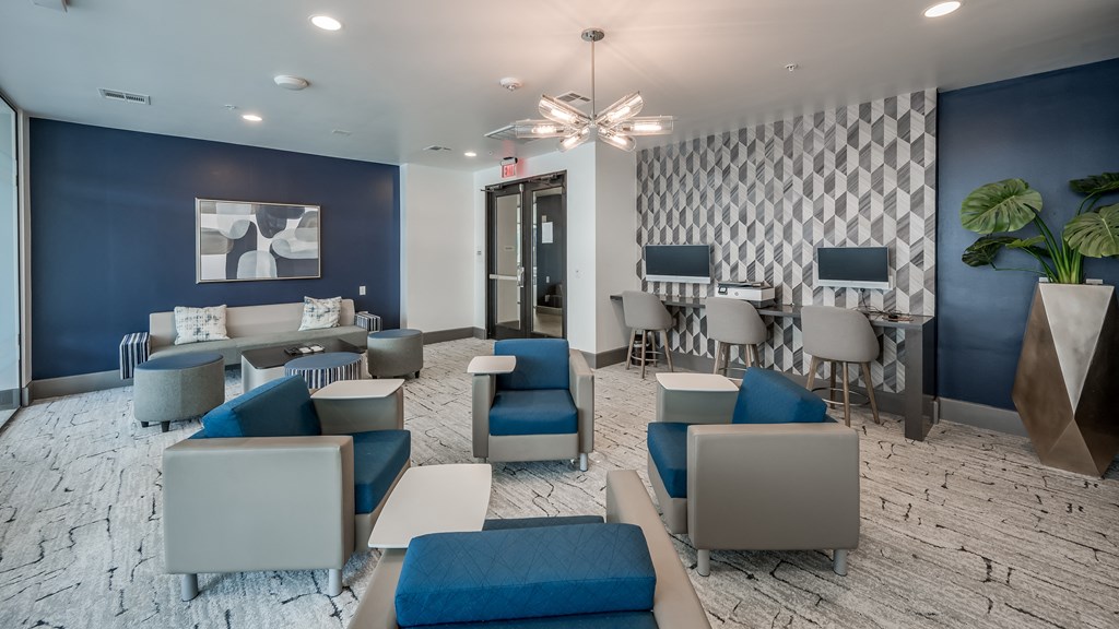 Business Center with Mac/PC stations