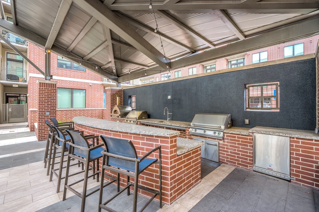 Outdoor Summer Kitchen with Gas Grill