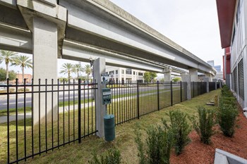 Lofts at Jefferson Station Dog Walk Area - Photo Gallery 13