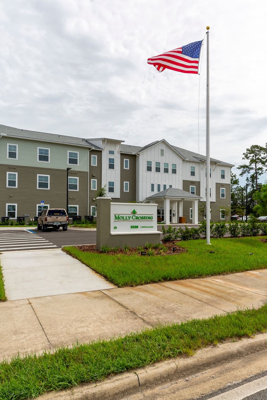 Molly Crossing Apartments, 3338 Old Jennings Road, Middleburg, FL