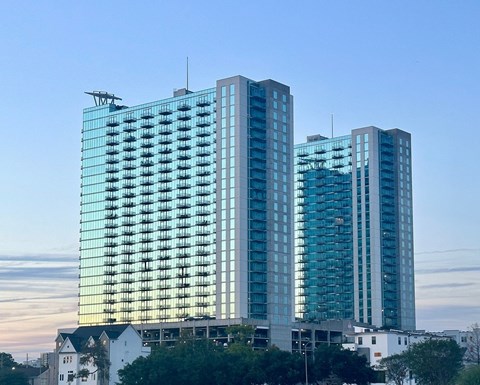 The Top 32 High-Rise Apartments in Houston - Lighthouse