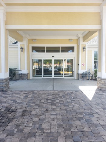 Pine Berry Senior Apartments Front Entrance - Photo Gallery 18
