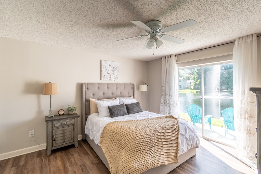 Townsgate Model Unit Bedroom