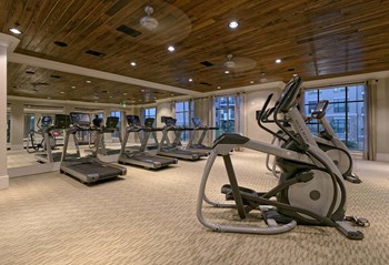 Fitness Center - Photo Gallery 21