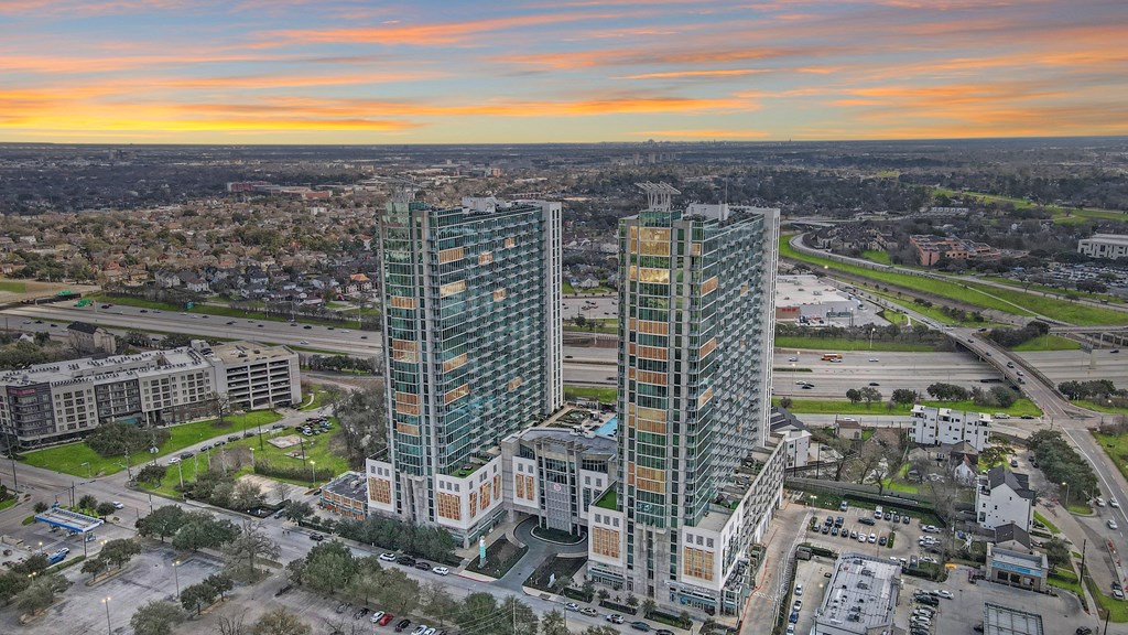 Allure Hermann Park | Houston Medical Center | High-rise