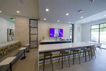 Lofts at Murray Hill Apartments |Clubroom - Photo Gallery 5