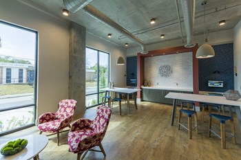 Lofts at Brooklyn Downtown Jacksonville FL | Internet Cafe - Photo Gallery 8