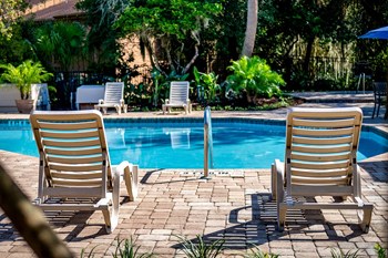 Woodlake Park Swimming Pool and Lounge Chairs Woodlake Park Swimming Pool and Lounge Chairs - Photo Gallery 4