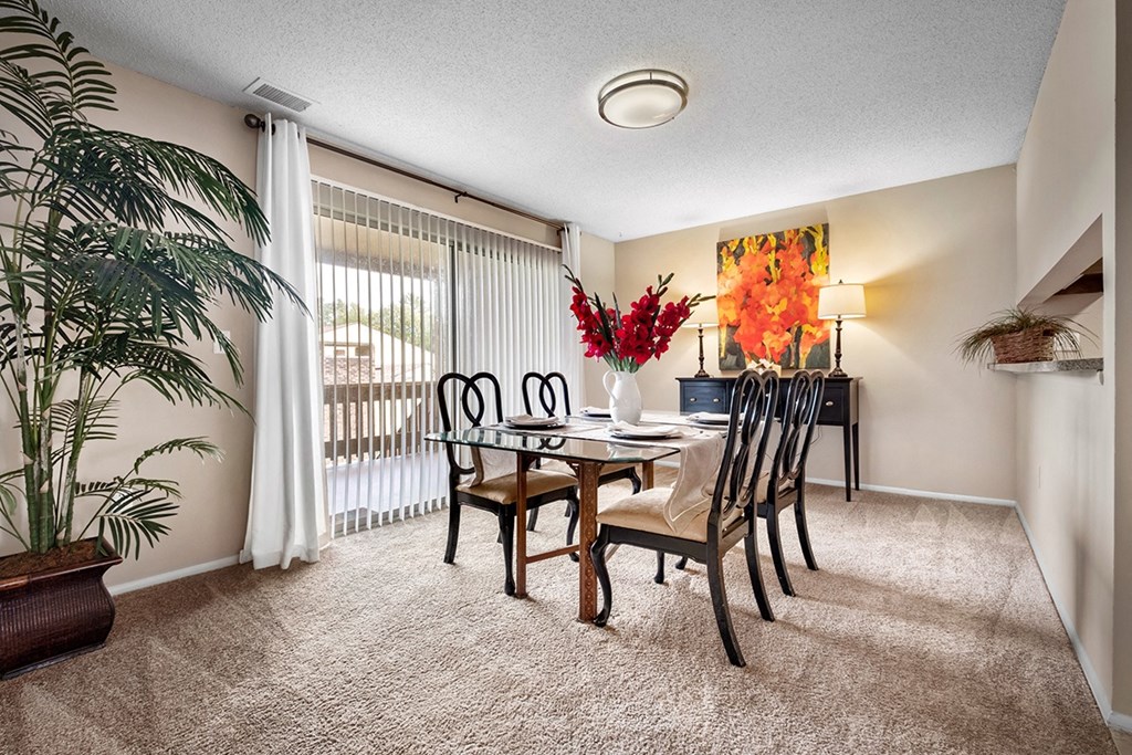 Woodlake Park Dining Room