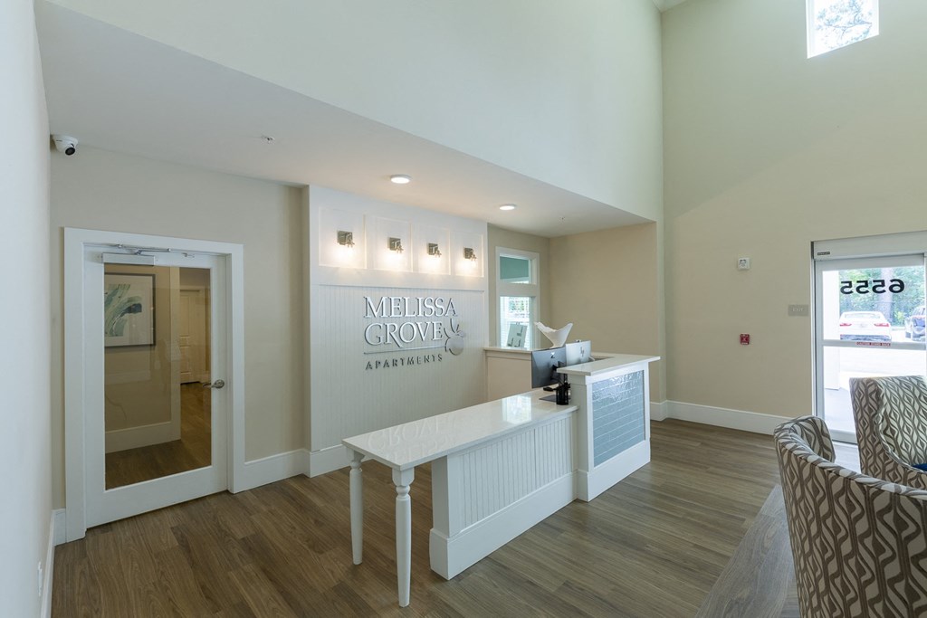 Jacksonville, FL| Melissa Grove | Lobby
