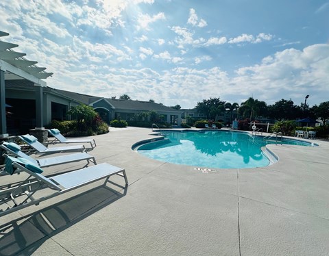 Madalyn Landing Apartments | Palm Bay, FL | Pool