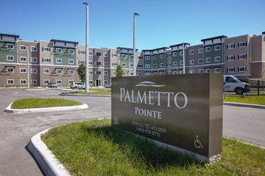 Palmetto Pointe | Exterior Sign