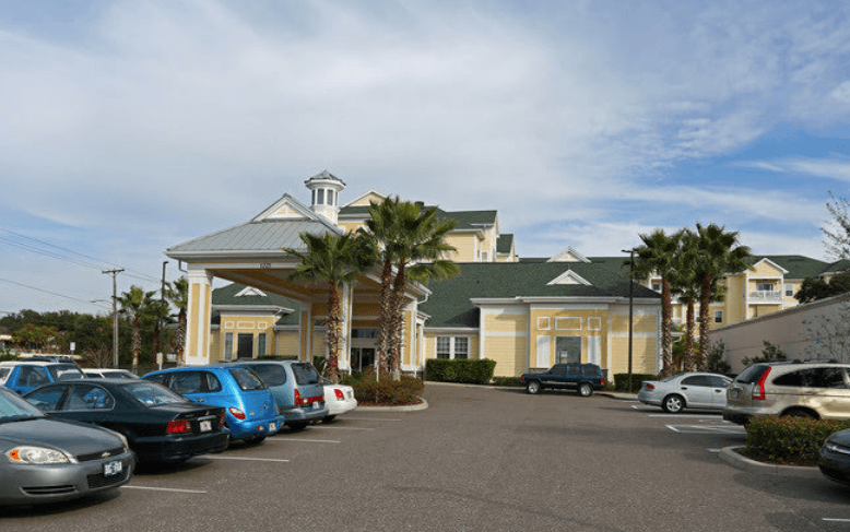 Pine Berry Senior Apartments Exterior