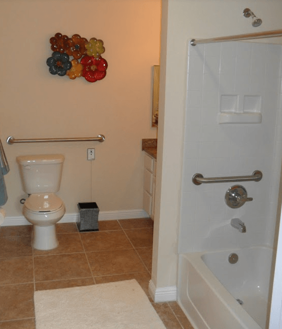 Pine Berry Senior Apartments Bathroom