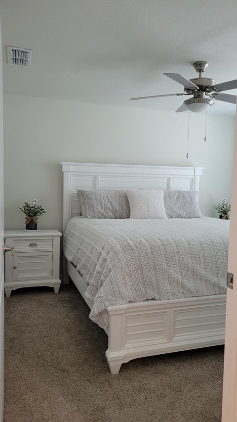 Macie Creek Apartments Bedroom