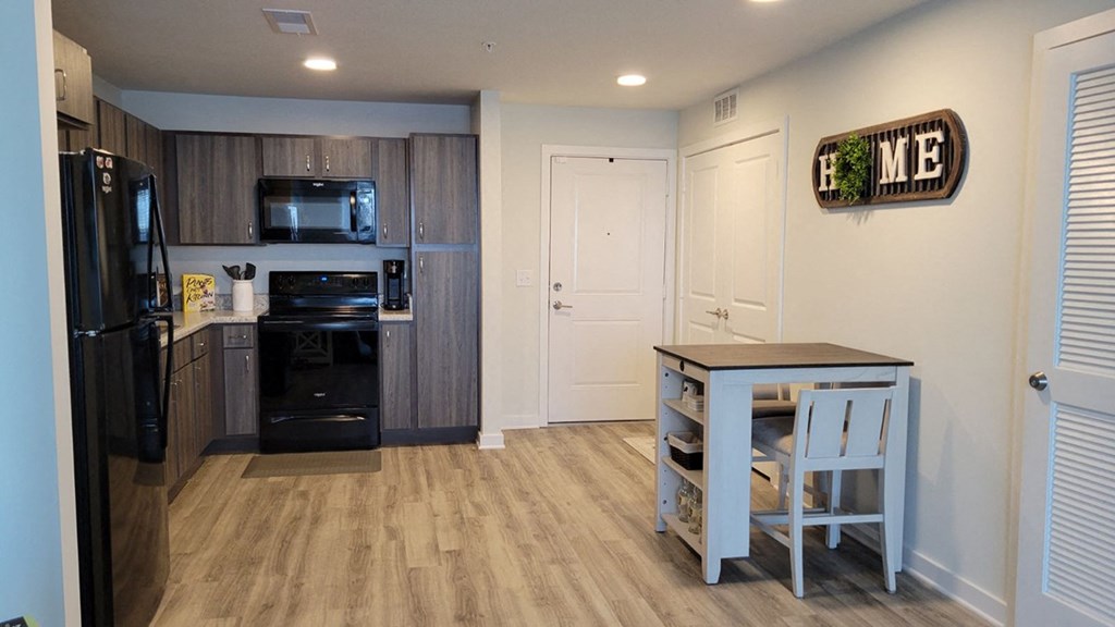 Macie Creek Apartments Kitchen