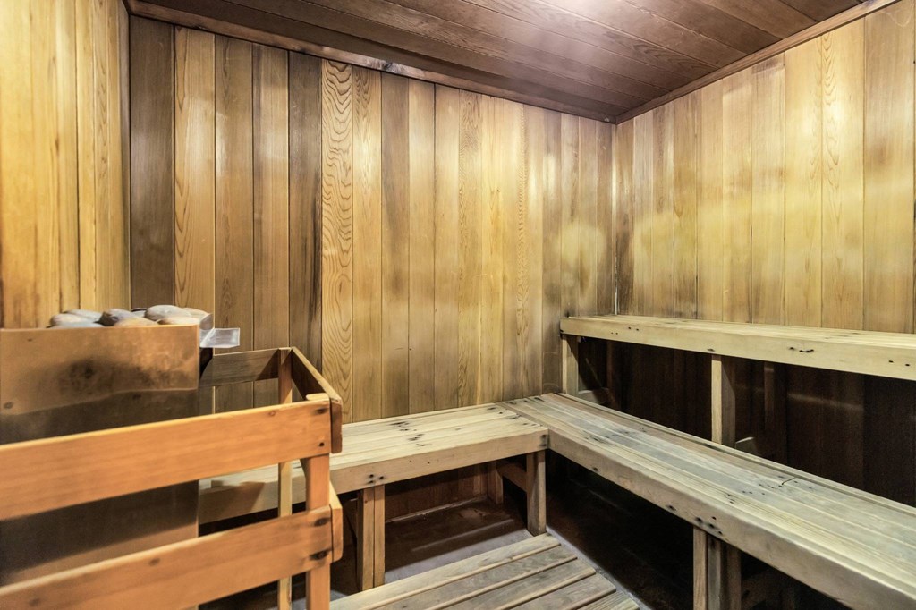 Allure Hermann Park | Sauna