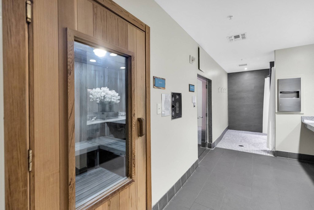 Allure Hermann Park | Sauna