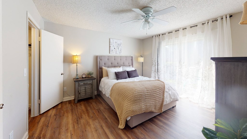 Townsgate Model Unit Bedroom