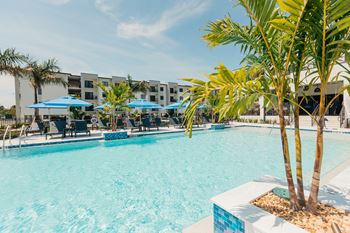 Wrecker's Cay | Key West | Resort Style Pool