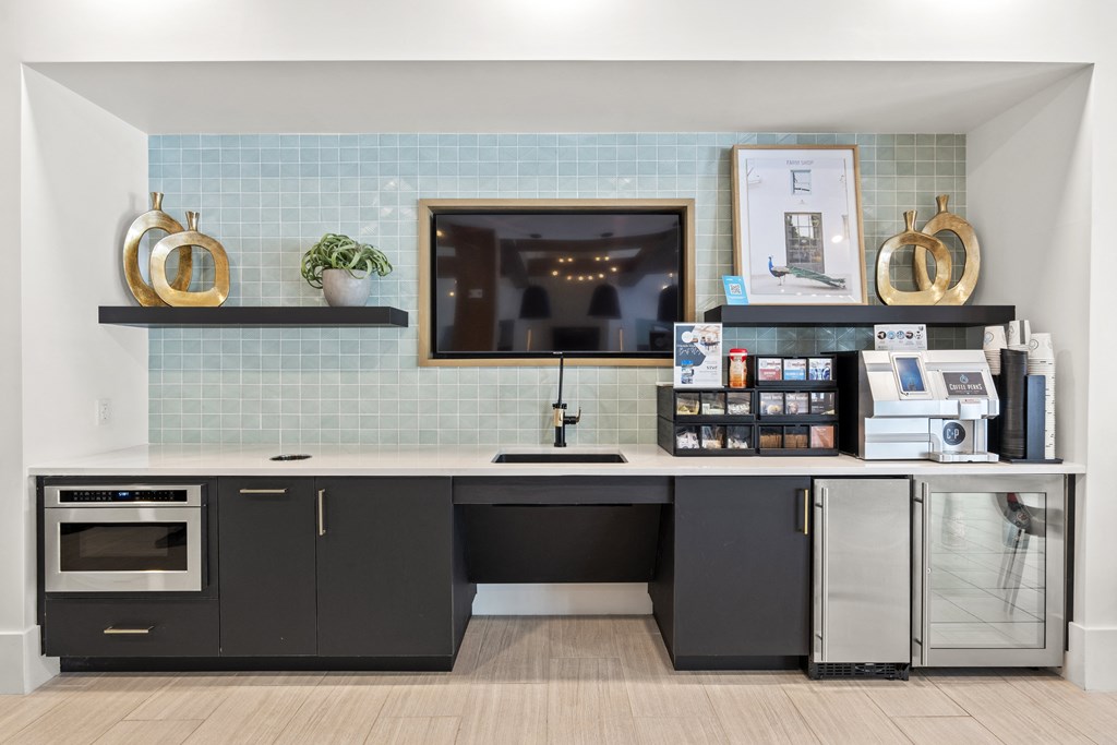 Longleaf at St. Johns Apartments | St. Johns, FL | Clubroom Coffee Bar