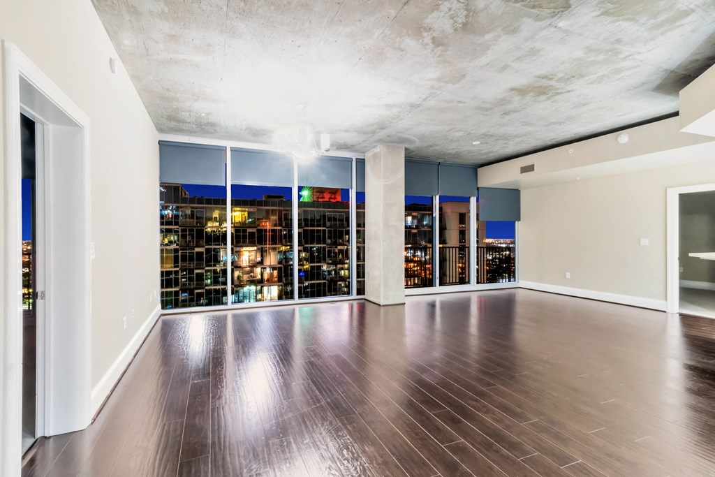 Allure Hermann Park | Living Room