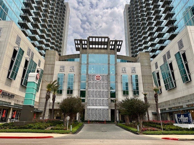 Allure Hermann Park high-rise luxury living at Houston Medical Center in Houston, TX