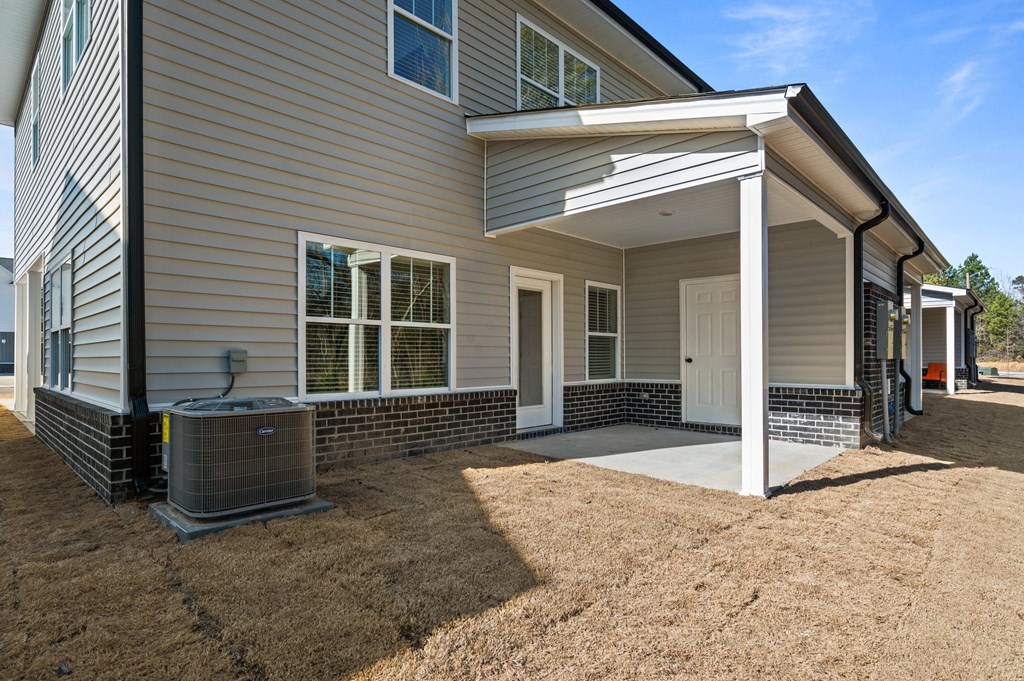 Covered Outdoor Patio at Regency Townes in Greenville, NC